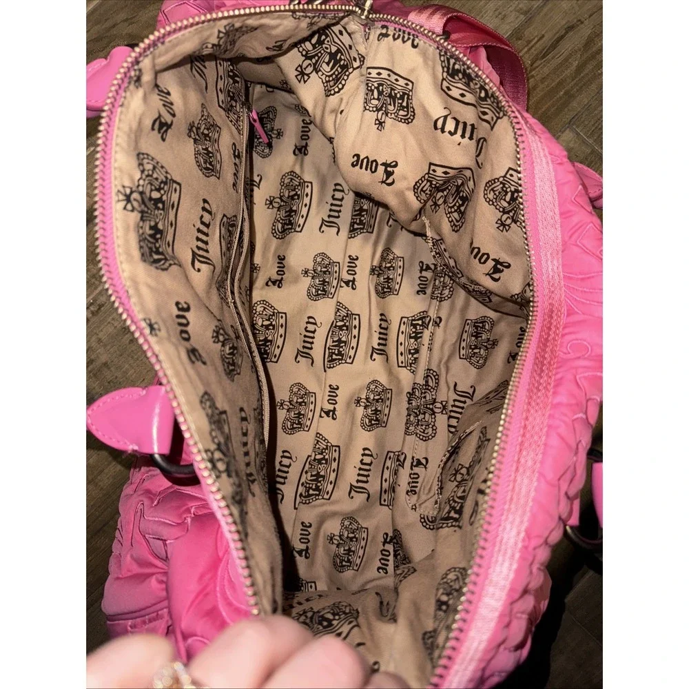 Juicy Couture Pink Duffle Tote Bag Purse Vintage Gothic Logo Daydreamer Y2k - Picture 10 of 10